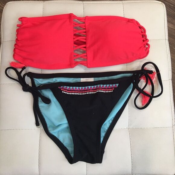 Sexy Bikini Red/Black with Tassle size S/M - Picture 1 of 4